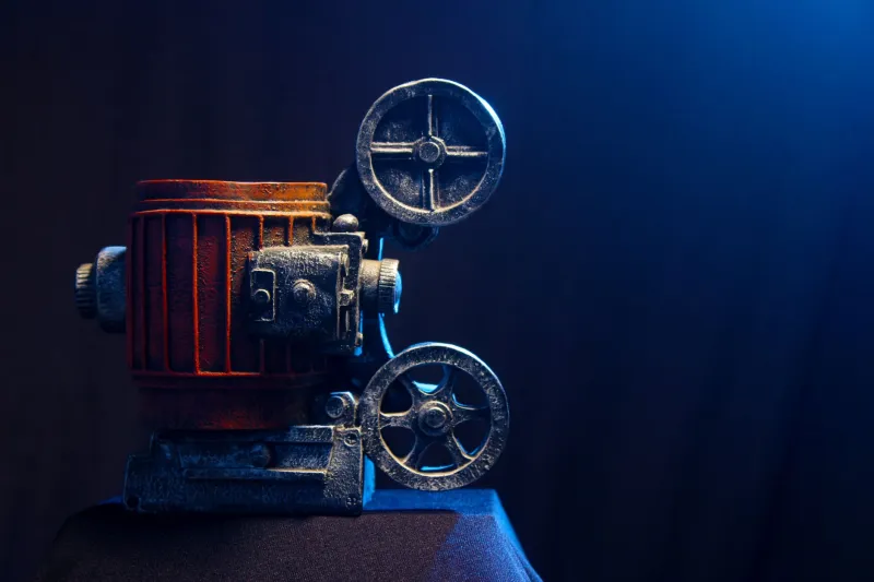 Reels From Nowhere: The Projectionists Who Screened Films That Never Existed